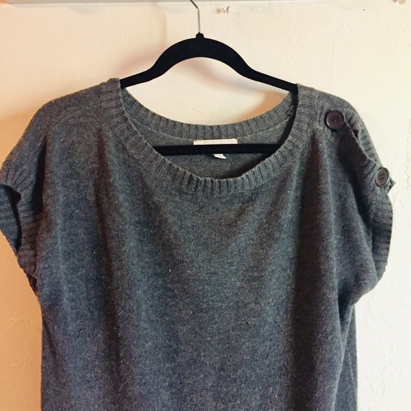 🍒 5/$20 Gray Short Sleeve Sweater Dress - Picture 4 of 9